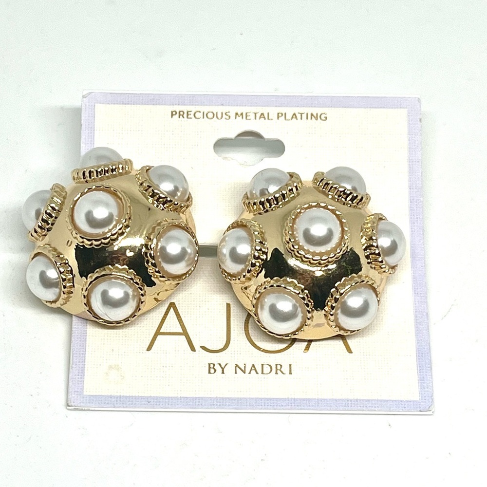 Nadri Dome Pearl Cluster Earrings NWT